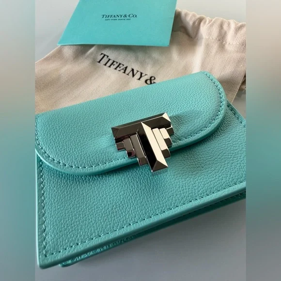Viral Tiffany & Co. blue Leather T lock Wallet